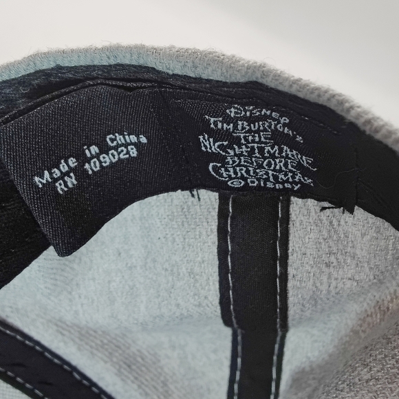 Nightmare Before Christmas Hat Jack Skellington Snapback Cap Gray and Red Disney - Picture 9 of 9